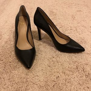 Vince Camuto Pumps